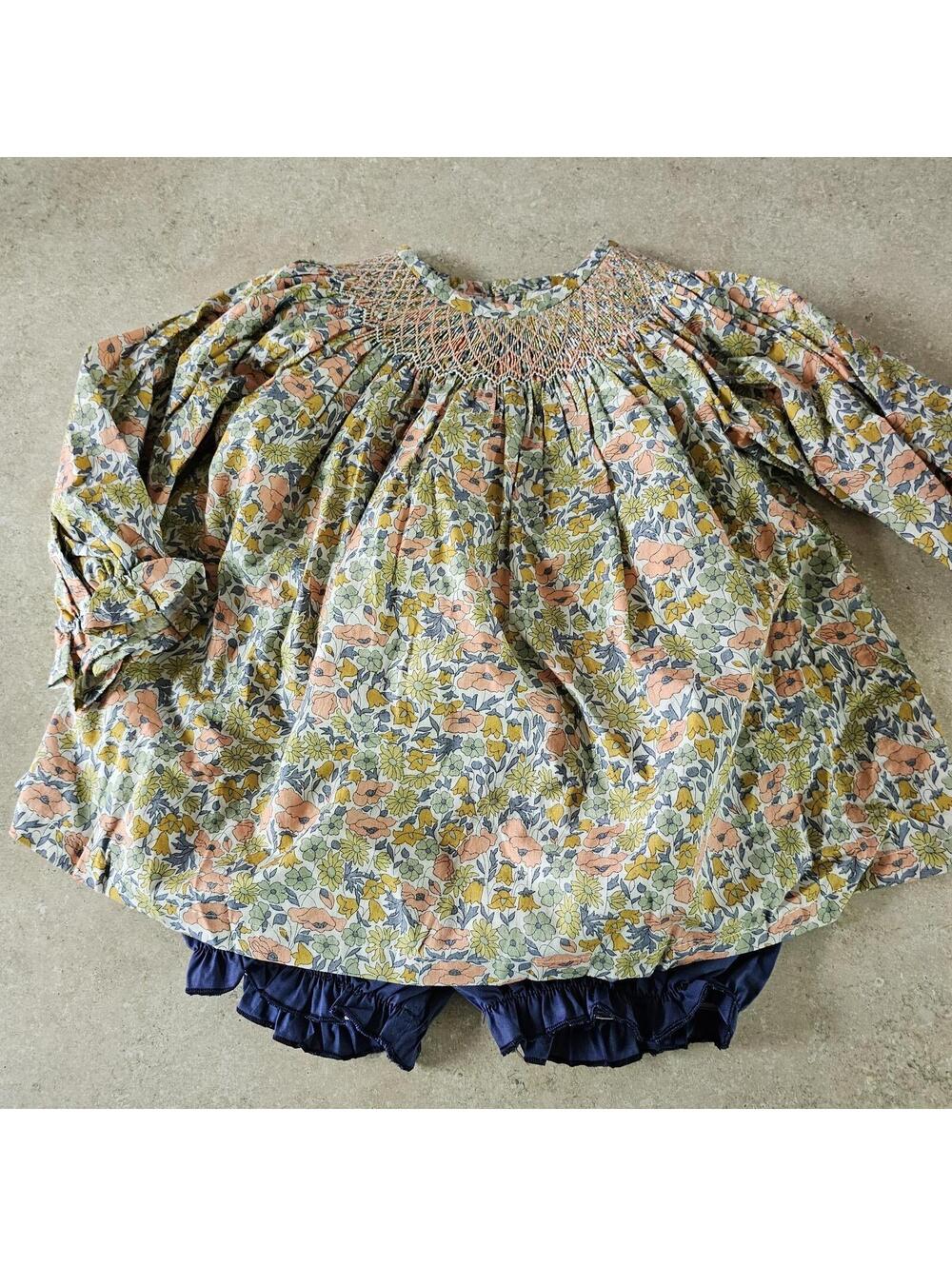 Sweet Cotton Fields Girls 4T Floral Smocked Top and Navy Bloomers Set